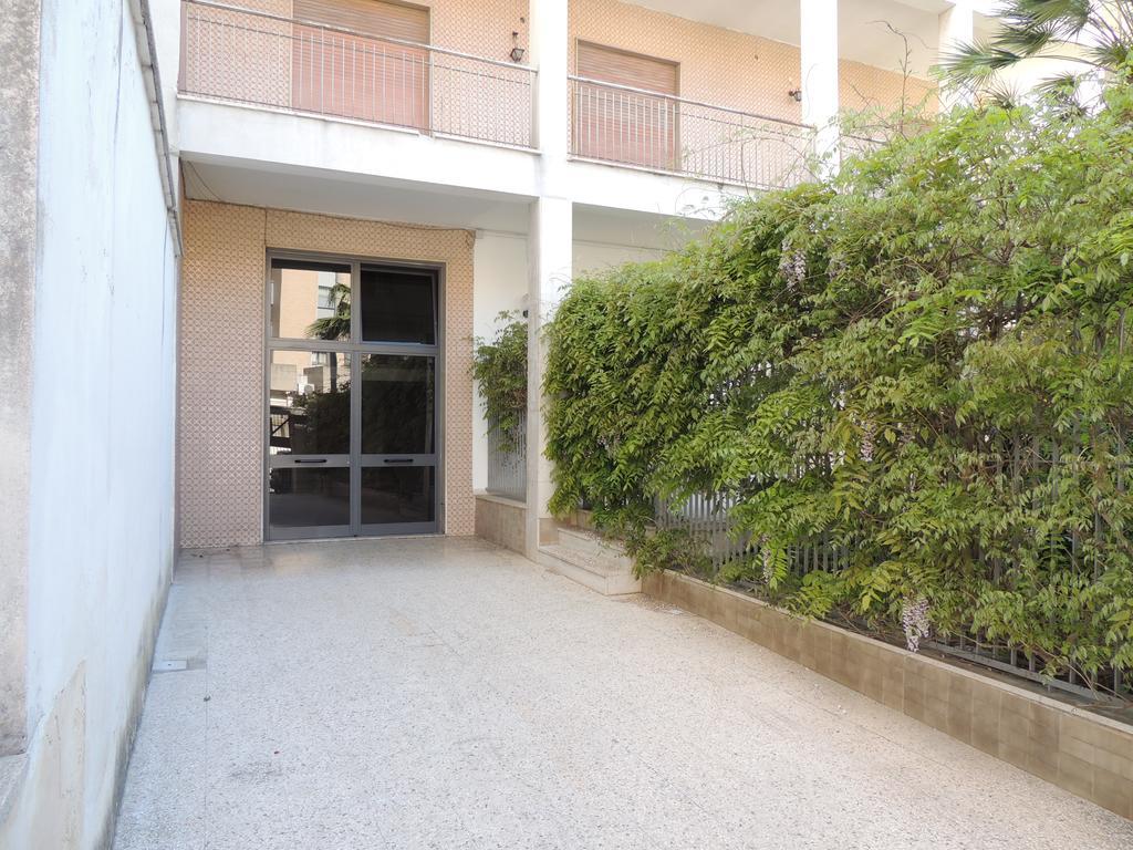 Oleandro E Glicine Apartment Lecce Exterior photo