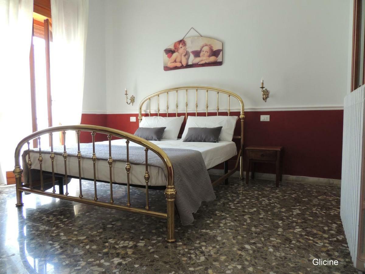 Oleandro E Glicine Apartment Lecce Exterior photo